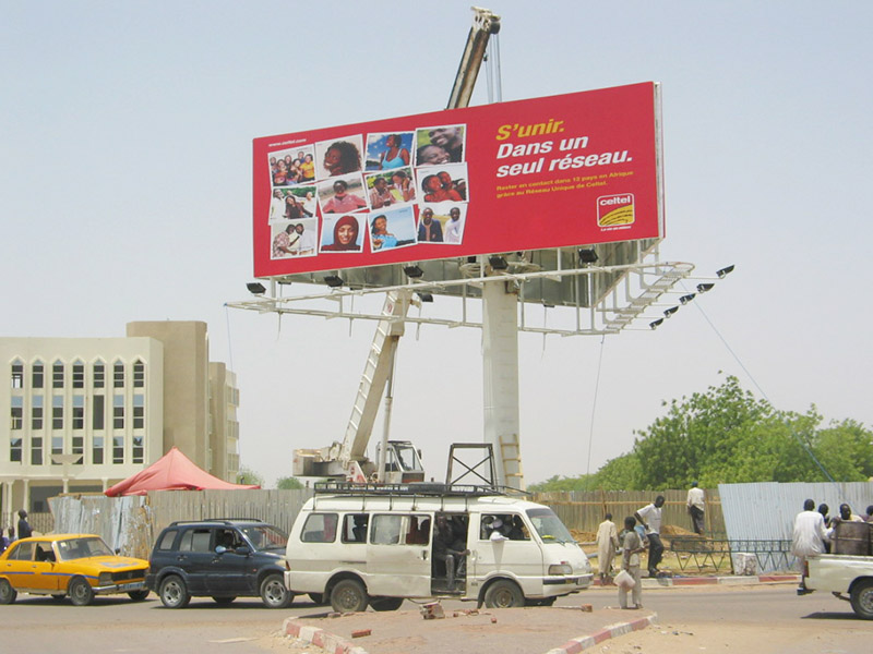 YEROO-Outdoor Billboards, Three-sided Highway Outdoor Advertising Steel-29